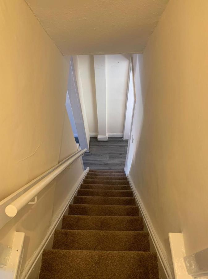 Crystal House 10Min To Manchester City Centre Ideal For Work And Leisure מראה חיצוני תמונה