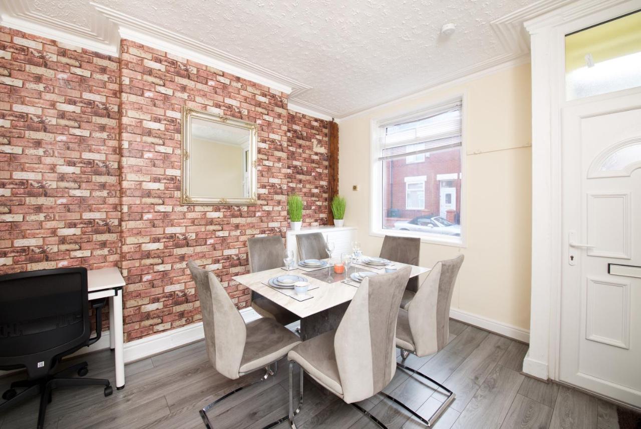 Crystal House 10Min To Manchester City Centre Ideal For Work And Leisure מראה חיצוני תמונה